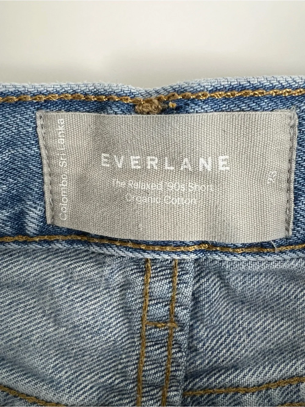 Everlane Relaxed 90s Denim Shorts‎ Women’s 23 Organic Cotton Light Wash Raw Hem